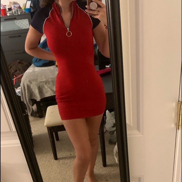 Body-con Dress - Picture 2 of 6